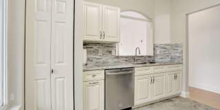 1040 SW 42nd Avenue Gallery 7