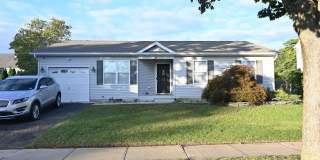 21 Pohatcong Avenue Gallery 1