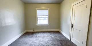 PRELEASING for AUGUST! Close to Campus Gallery 30