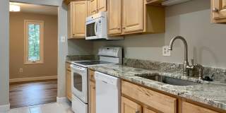 527 FLORIDA Avenue Gallery 4