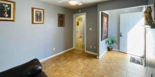 3720 W Mauna Loa Lane unit: Studio Gallery 7