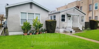 927 E Lexington Dr. Gallery 1