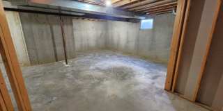 Executive 3+BR, 3BTH Rancher, 2car gar (with ALL utilities only $450/mo) and lawncare and snow removal provided! Gallery 35