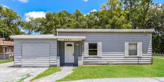 5761 Iris Boulevard 5761 Iris Boulevard Gallery 1
