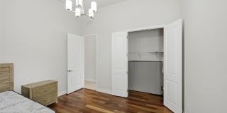 7818 Rowan Terrace Gallery 21