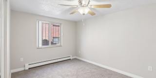 222 Logan Gallery 7
