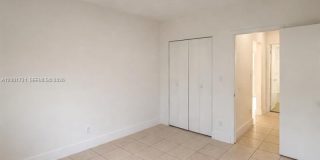 935 Bay Dr Gallery 8