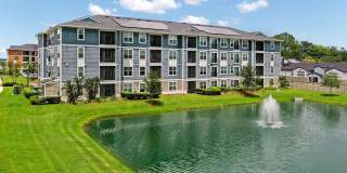 Vue on Lake Monroe Gallery 34