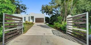 1759 SW 30th Pl Gallery 3