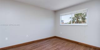 3925 NE 171st St Gallery 40
