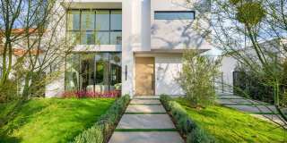 316 South Oakhurst Drive Gallery 1
