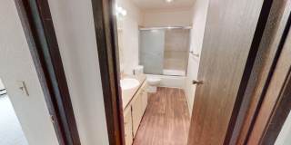2 BLOCKS TO GREEN LAKE PARK! 2 BLOCKS TO GREEN LAKE PARK! Gallery 27