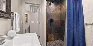 2785 BAYSIDE Drive S Gallery 33