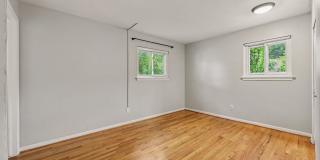 Beautifully maintained, move in ready 3 bed, 1.5 bath single family home Gallery 13