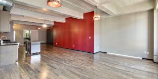 HISTORICAL BUILDING! EASTERN COLUMBIA STUDIO W/ 1 BATH Gallery 6