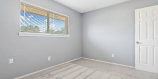 Nice clean 2 bedroom apartment Gallery 16