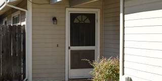 4936 V St Gallery 1