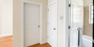 1916-34 W Winona / 5103-15 N Winchester Gallery 19