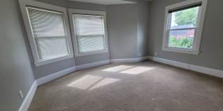 Beautiful 4 bedroom 2.5 house Gallery 12