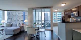 245 E Ohio St Gallery 9