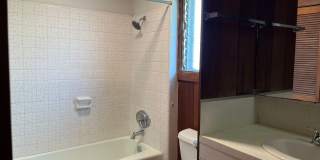 Single family home in Liliha - 3 bedrooms, 2 bath House - Avail 8/3/26 Gallery 11