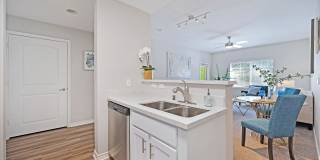 Oak View of Sonoma Hills Apartments Gallery 4