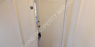 1123-1125 W 40th St. Gallery 3
