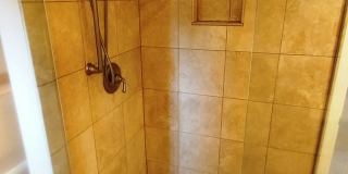 Gorgeous Home with Granite Counters and Custom Built-ins! Gallery 14