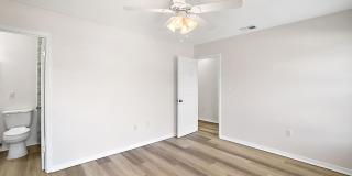 202 Fernwood Street - 1 Gallery 13