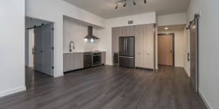 10X Las Olas Walk 10X Las Olas Walk Gallery 40