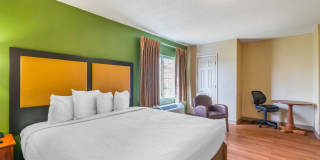 Chesapeake - Greenbrier Circle Gallery 24