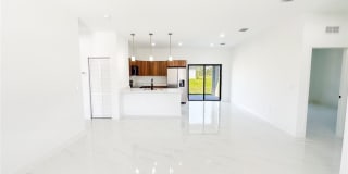 721 Bering Avenue S Gallery 3