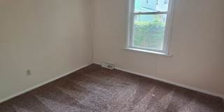 Lower 2 bedroom unit East Side Gallery 9