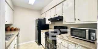 512 Lake Forest Boulevard Gallery 7