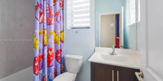 20814 NE 5th Ct Gallery 32