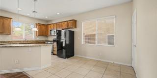 10560 Laurelwood Lake Avenue Gallery 7