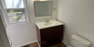 $795 - 1 bed 1 bath - Single Family Home Gallery 9