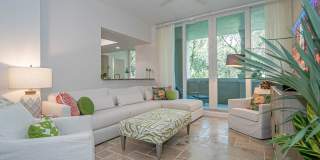 Beautiful Condo Gallery 16