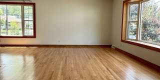 550 LARAMIE Avenue Gallery 2