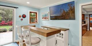 1424 CENTER Road Gallery 19