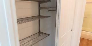 Perfectly located 2 bed, 2 bath condo in San Diego's Bay Ho area Gallery 16