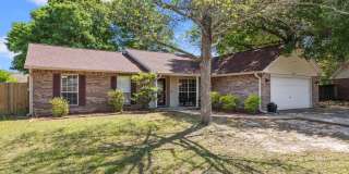 425 Whirlaway Court Gallery 1