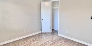 4760 N 28th St Gallery 15