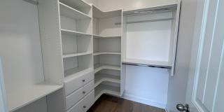 MOVE IN SPECIAL: $1000 OFF 1ST MONTH'S RENT!** Gallery 12