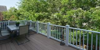 Beautiful Luxury TH with Deck & Patio! Gallery 11