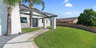 Modern and Spacious 4 Bed + 2.5 Bath Home Gallery 3