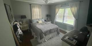 707 Moss Gallery 7