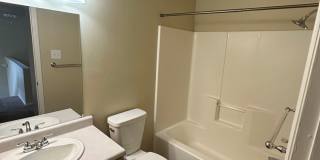 3 BEDROOM, 2 BATHROOM TOWNHOUSE WITH 1 CAR ATTACHED GARAGE Gallery 13