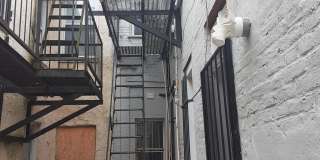 1712 W LOMBARD Street Gallery 10