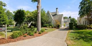 Luxury unfurnished 4BR/4.5BA Tudor in Belle Meade Links. Gallery 1